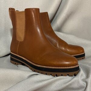 Like New Madewell Ivy Chelsea Pull-On Cognac Boot Size 6.5